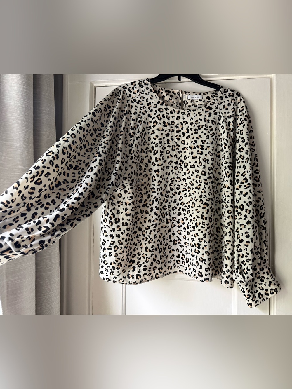 Nine West Cream Leopard Print Blouse with Black Spots Women’s Size XL